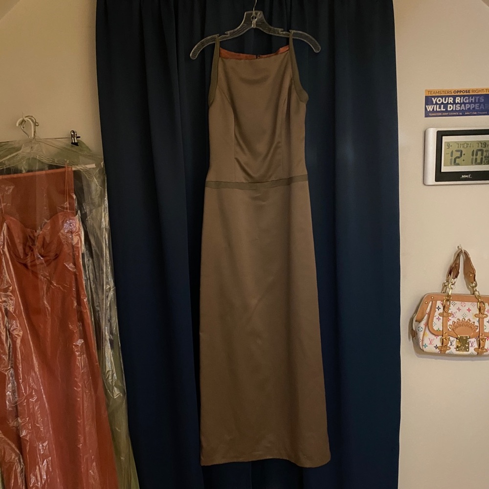 Vera Wang long green evening gown / dress